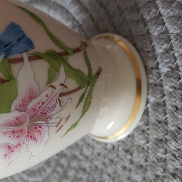 Lenox Eternal Love Bud Vase - Picture 6 of 6